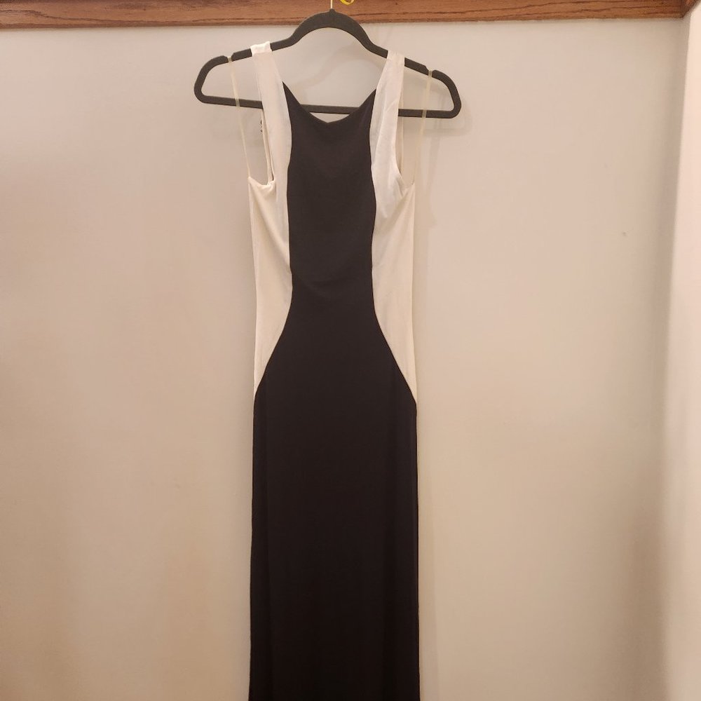Black & White Sleeveless Maxi Dress